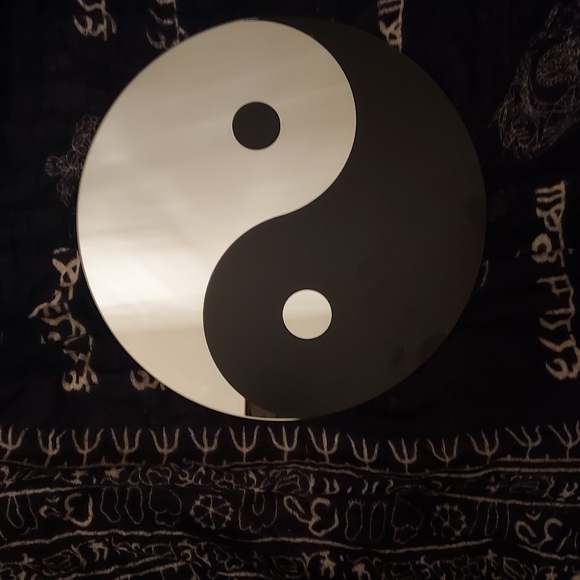 Large Yin Yang Wall Hanging Mirror Black White Boho Bohemian Decor Home Accent - Picture 7 of 8
